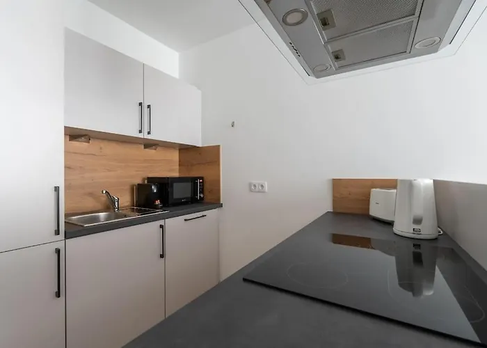 Stylish 1br Escape, Quick By Hm *