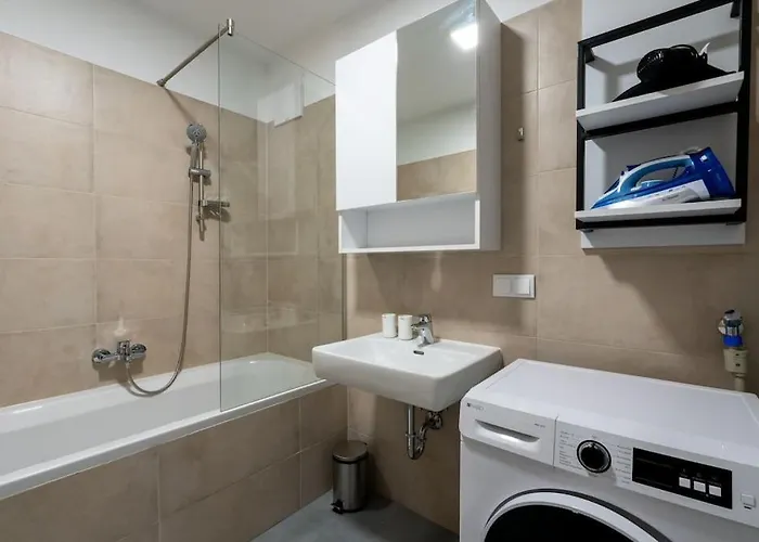 Stylish 1br Escape, Quick By Hm
